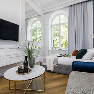 Apartament Louvre - Loftaffair, Kraków